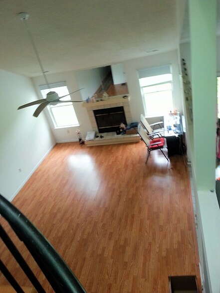 Building Photo - 707 Eagles Chase Dr