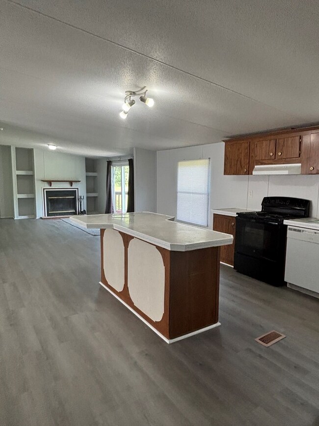 Building Photo - 70 Kiwi Ct