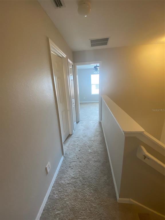 Building Photo - 2721 Retreat View Cir