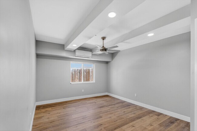 Building Photo - 1520 Independence Way