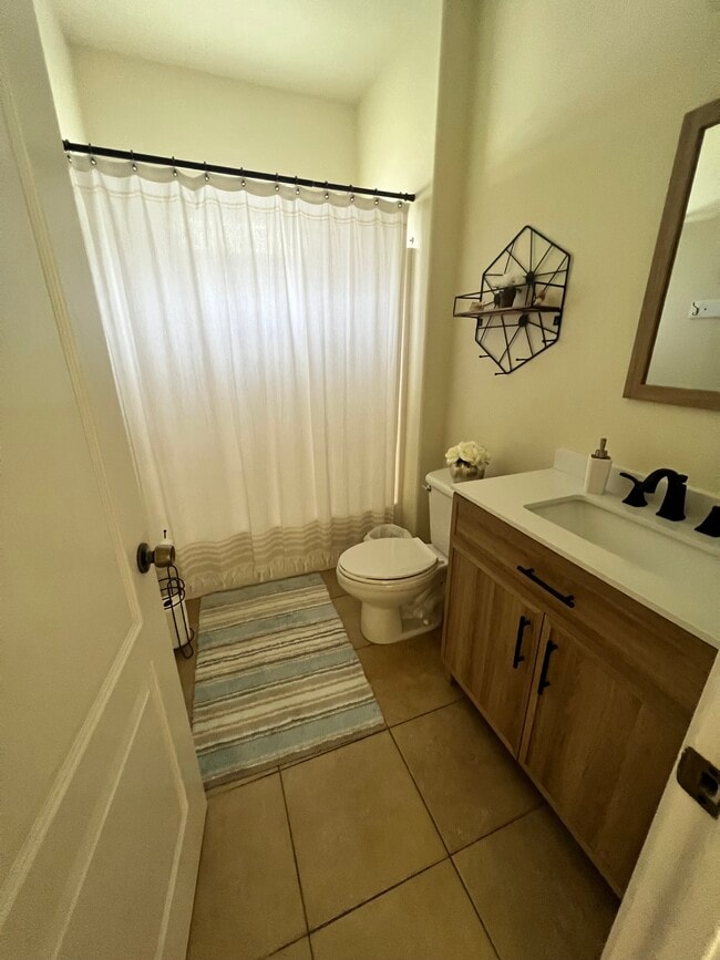 Building Photo - 14001 La Blanquilla Dr