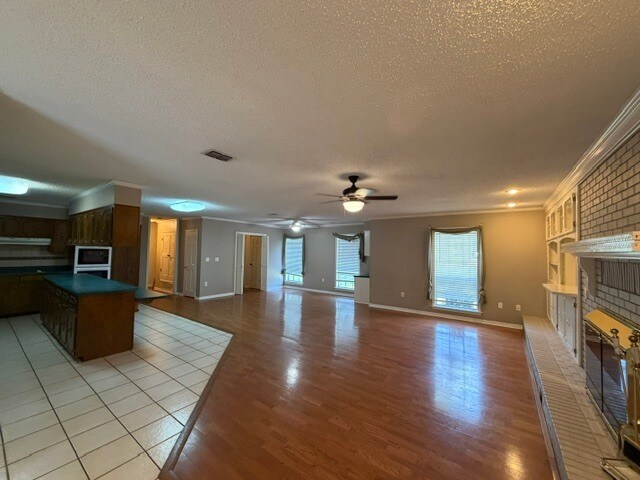 Building Photo - 202 Adams Dr