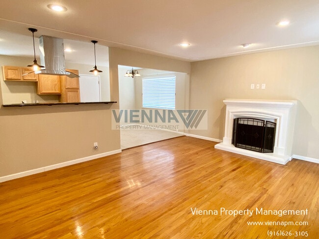 Building Photo - 5280 5th St