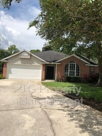 Building Photo - 12910 Forest Glen Ct S