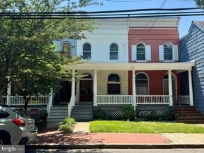 Building Photo - 112 E 3rd St