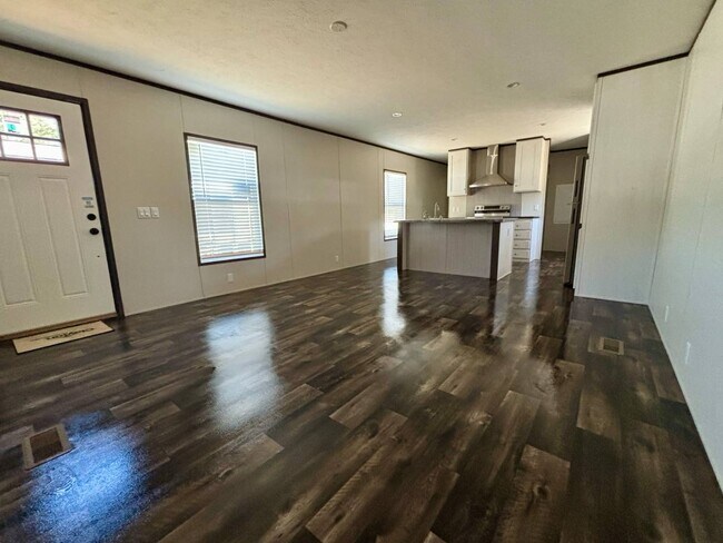 Building Photo - 2101 Ladnier Rd