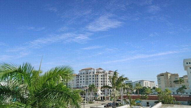 Building Photo - 155 E Boca Raton Rd