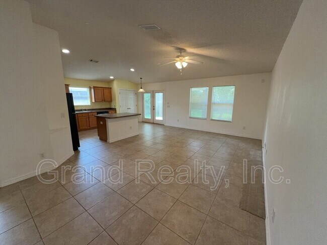 Building Photo - 4857 Makenna Cir