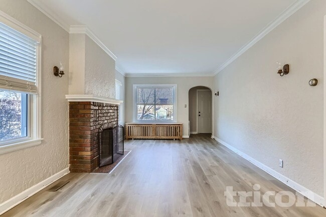 Building Photo - 906 Cherokee Ave