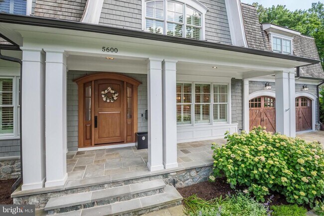 Building Photo - 5600 Brite Dr