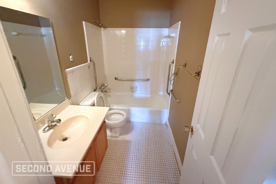 Building Photo - 4387 Cottonwood Rd