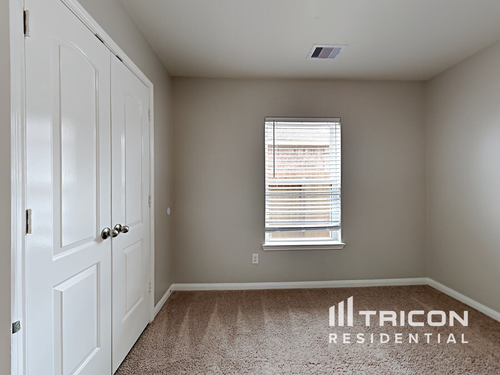 Building Photo - 22715 Bauer Sky Dr