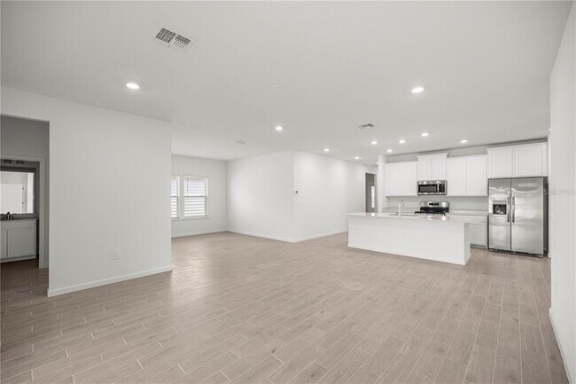 Building Photo - 6587 SW 89th Loop