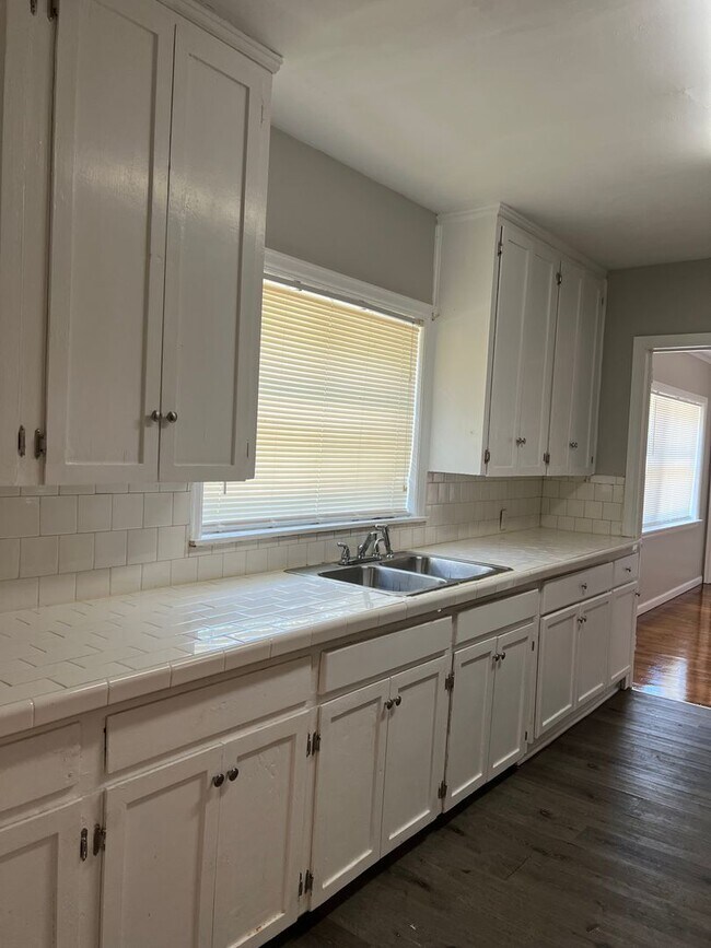 Building Photo - Home for Rent in Montgomery