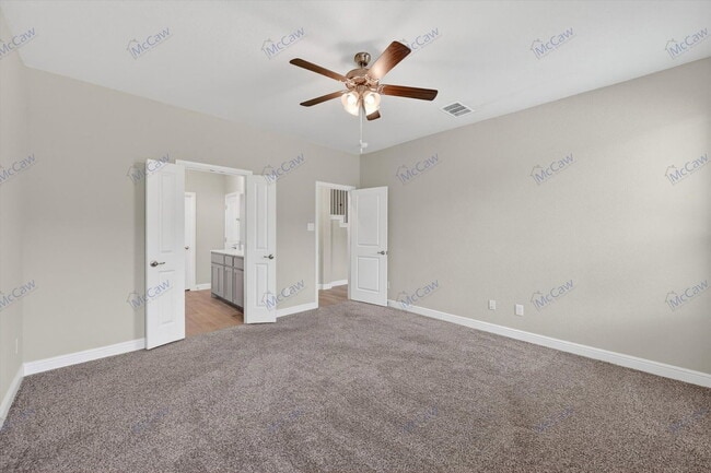 Building Photo - 2521 Dunbarton Dr