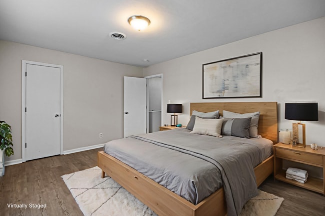 Building Photo - 3324 Kansas Ave