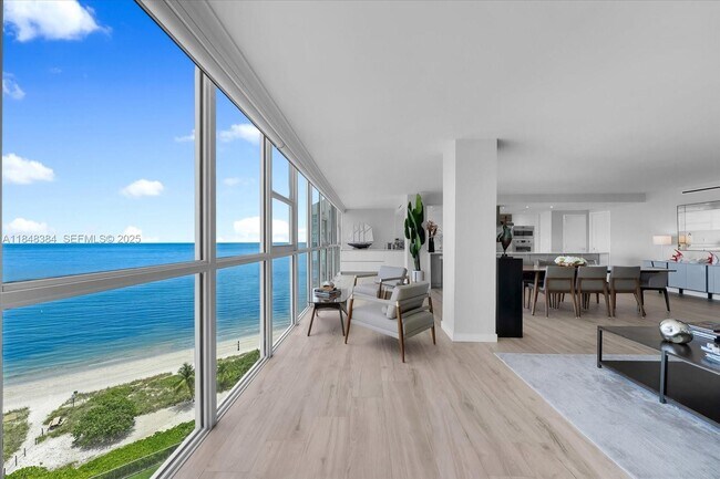 Building Photo - 600 Grapetree Dr