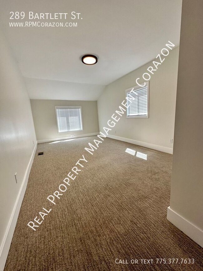 Building Photo - 289 Bartlett St