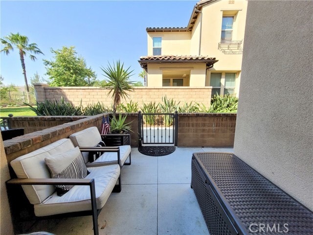 Building Photo - 146 Finch
