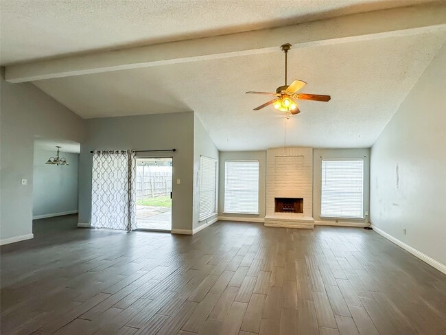 Building Photo - 12051 Creekhurst Dr