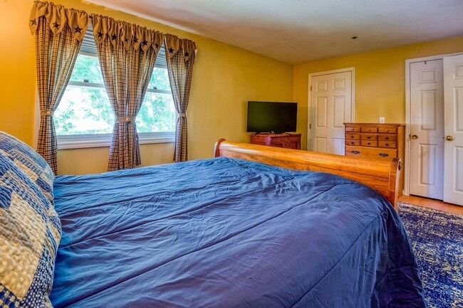 Building Photo - 39 Fords Landing Dr