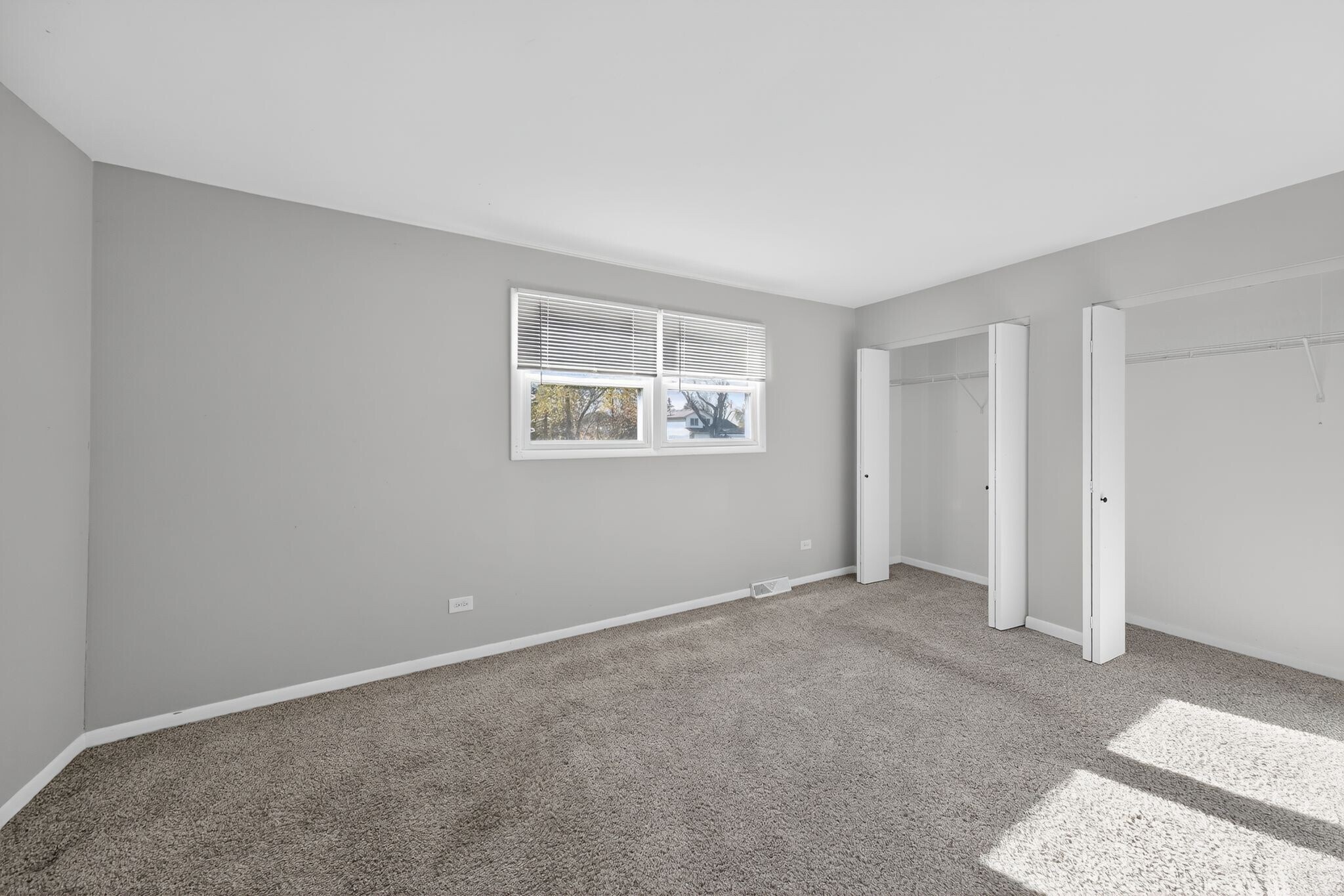 Building Photo - 6113 Spring Ln