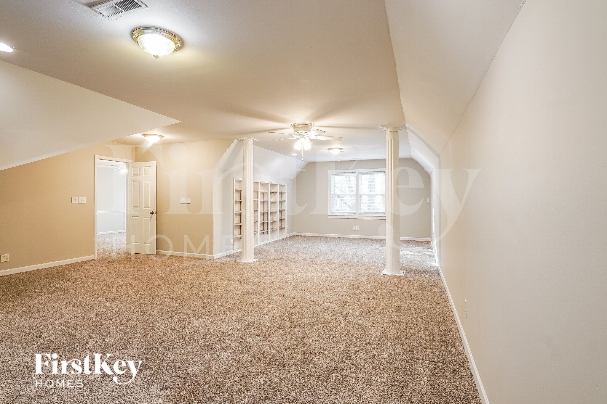 Building Photo - 5143 Colonial Park Rd