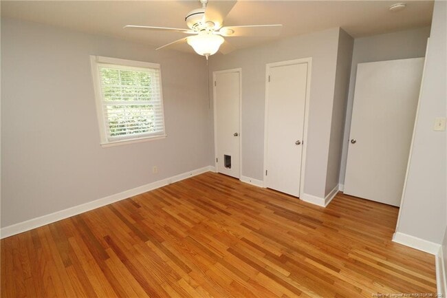 Building Photo - 1009 Dogwood Ln
