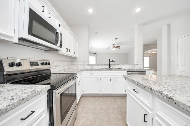 Building Photo - 20418 Port Bishop Ln