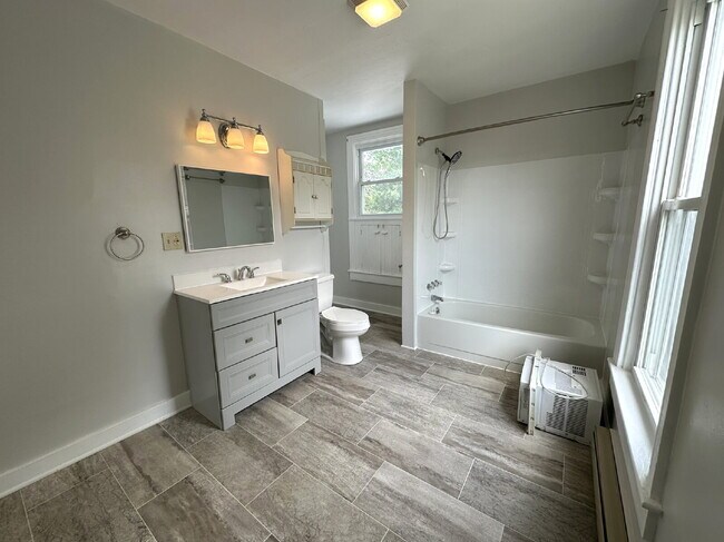Building Photo - LEASE PENDING! Large Two Bedroom Apartment in Westminster
