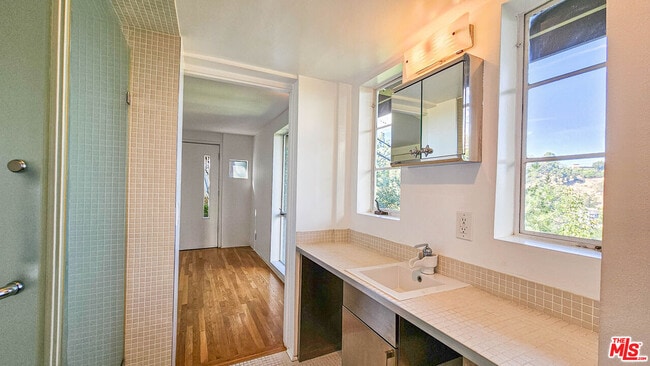 Building Photo - 8895 Appian Way