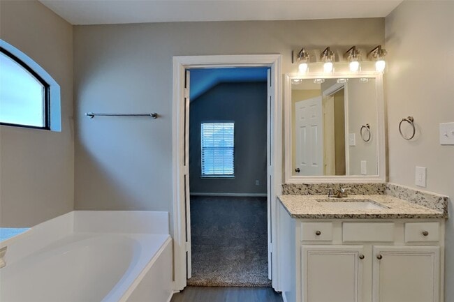 Building Photo - 29719 Buffalo Canyon Dr