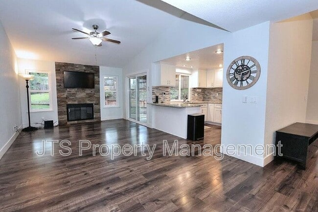 Building Photo - 5248 Phoenix Ridge Pl