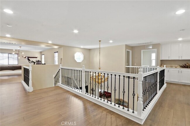 Building Photo - 13713 Turf Paradise St