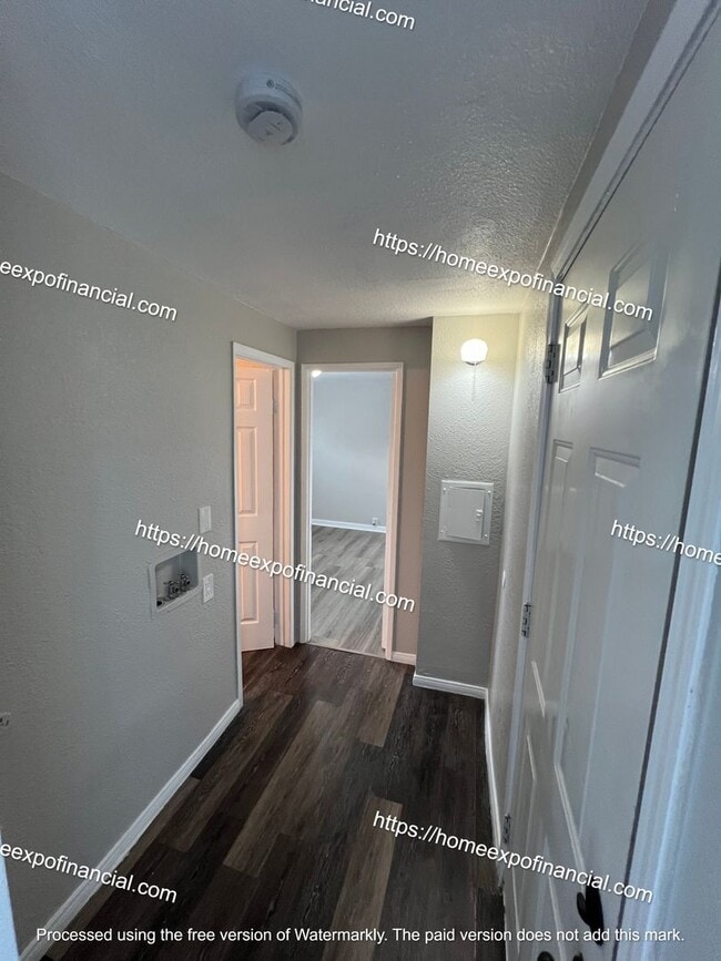 Building Photo - Nice Home For Rent