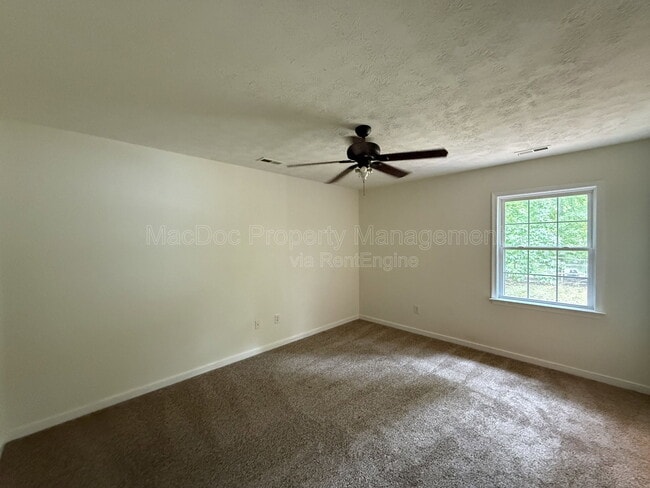 Building Photo - 27140 Shannon Mill Dr