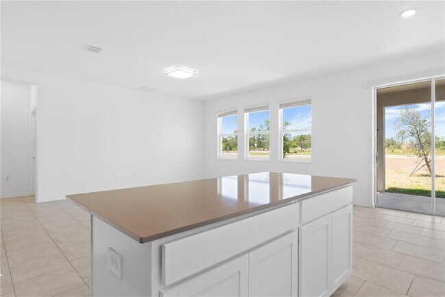 Building Photo - 1006 John Jacob Rd