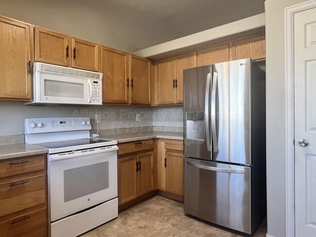 Building Photo - 7368 Glenburn Dr