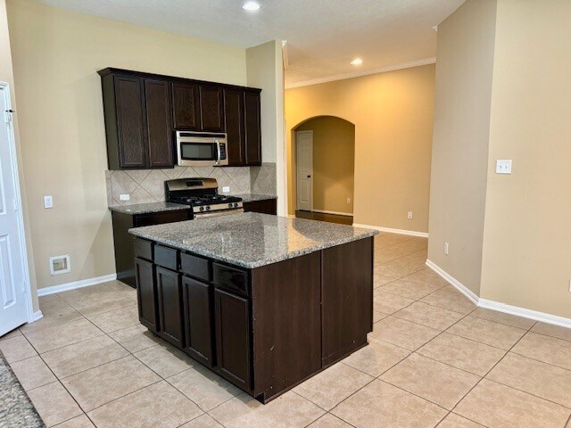 Building Photo - 21914 Cascade Hollow Ln