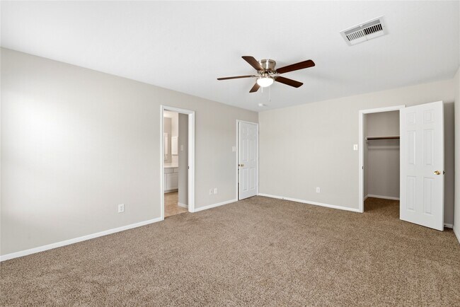 Building Photo - 1107 Northgate Springs Dr