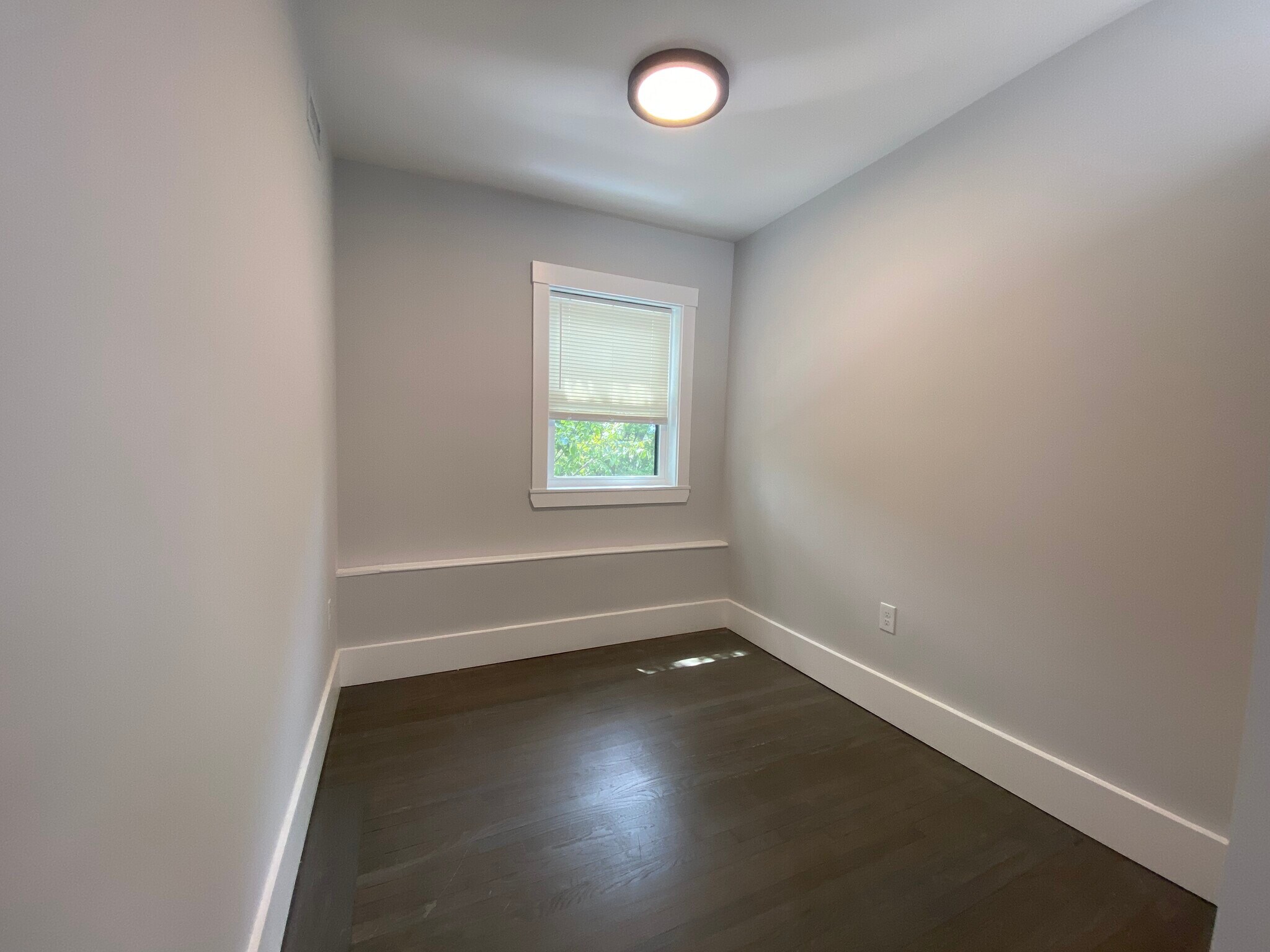 Building Photo - 116 Marginal St