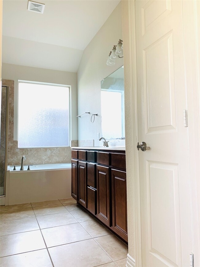 Building Photo - 20818 S Blue Hyacinth Dr