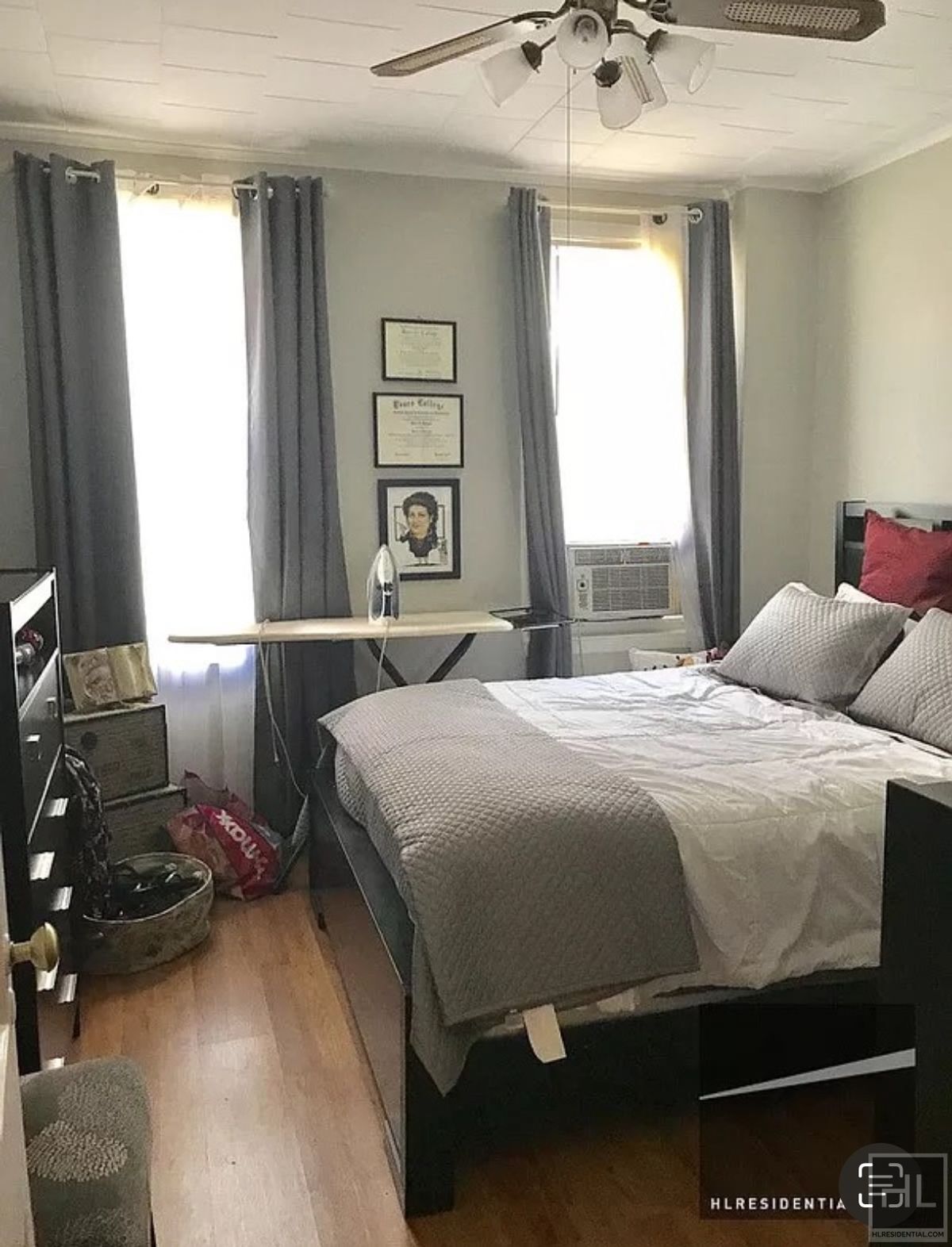 Building Photo - Large 1 bedroom located in Maspeth