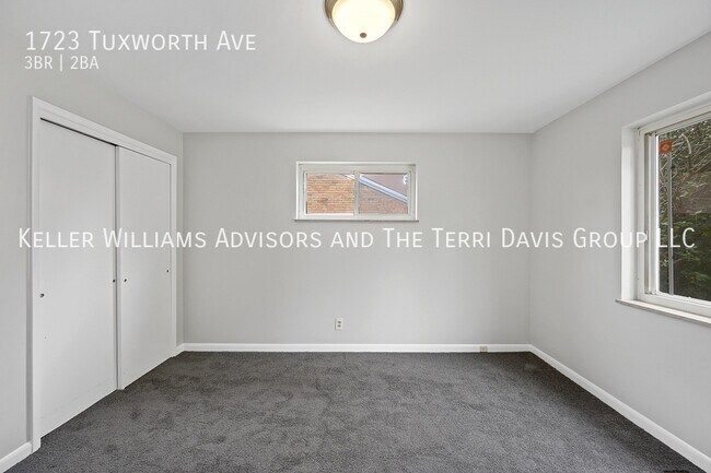Building Photo - 1723 Tuxworth Ave
