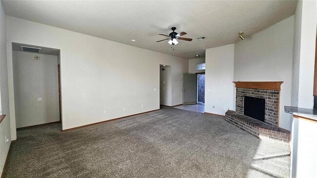 Building Photo - 4117 Gyrfalcon Dr