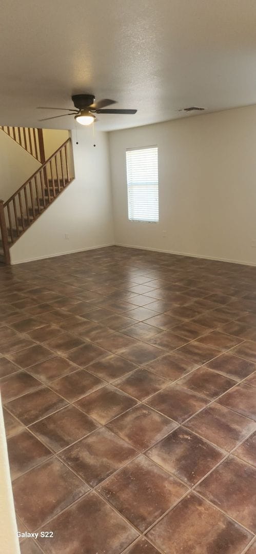 Building Photo - 3 BEDROOM IN THE SPECTRUM AT VAL VISTA