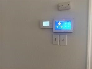 Building Photo - 8239 Viny Ridge Dr