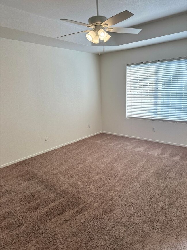 Building Photo - Nice Home For Rent!