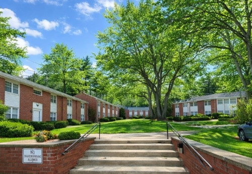 Building Photo - Sycamore Garden