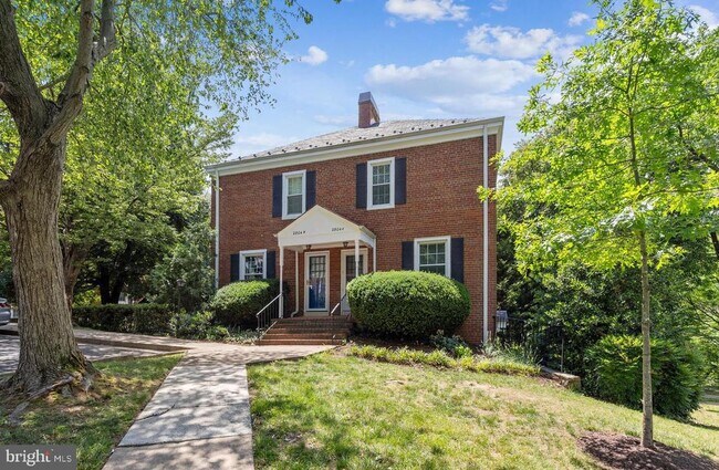 Building Photo - 2804 S Abingdon St